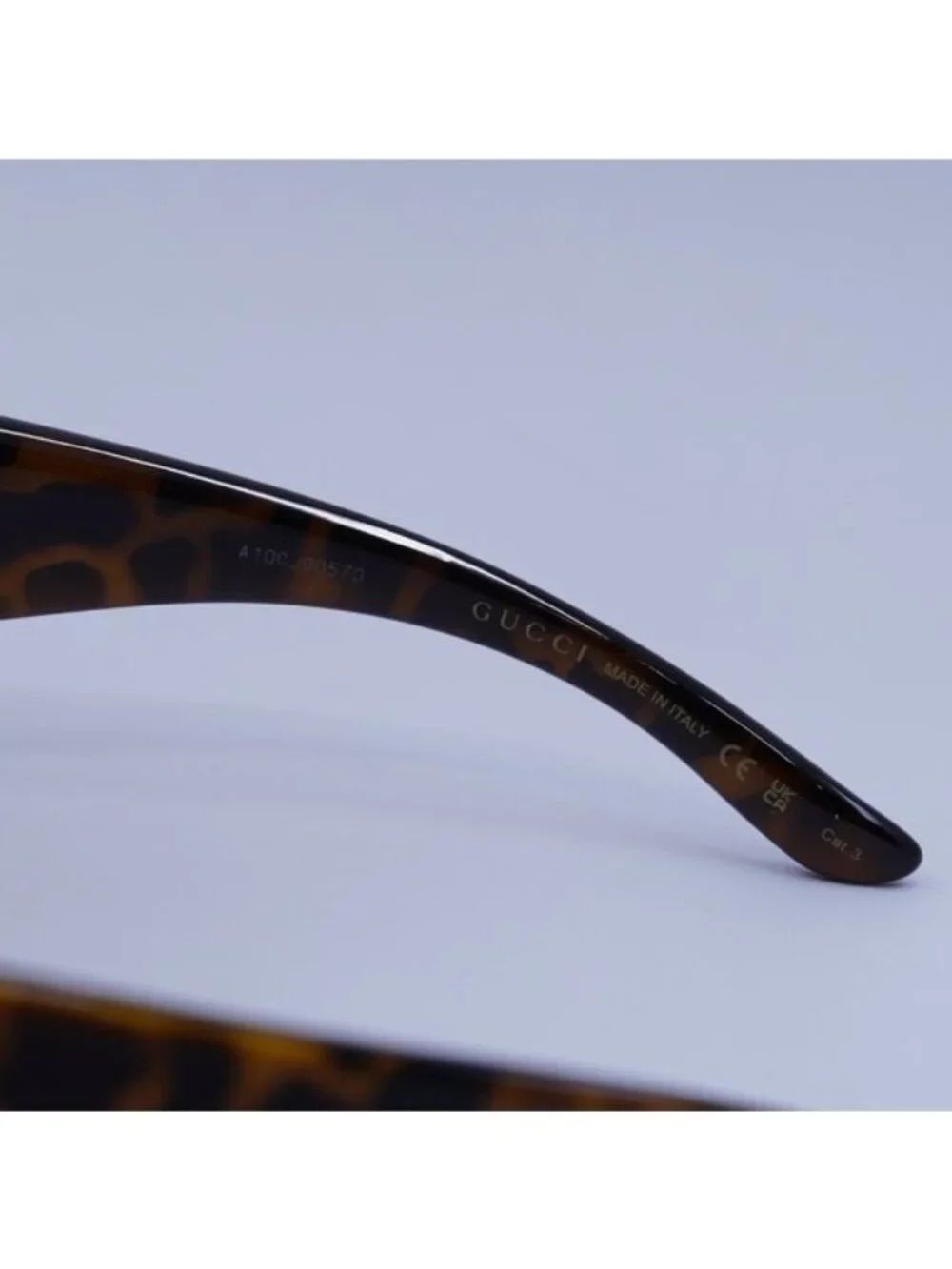 Gucci GG1575S 002 Sunglasses Animal Havana Square Frame, Brown Lenses